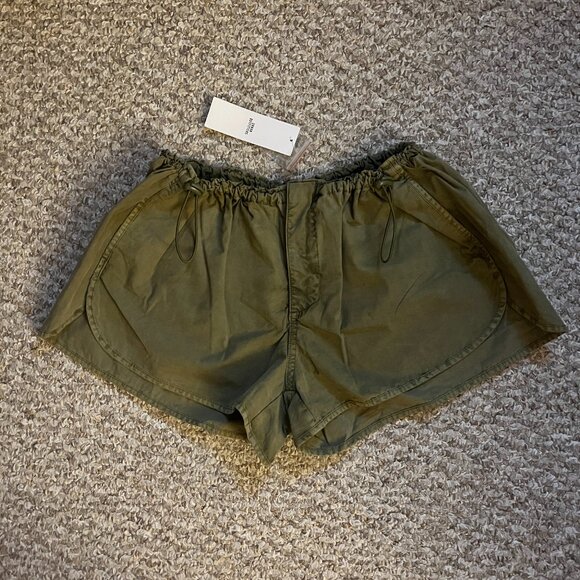 urban outfitter parachute cargo shorts - Picture 1 of 4